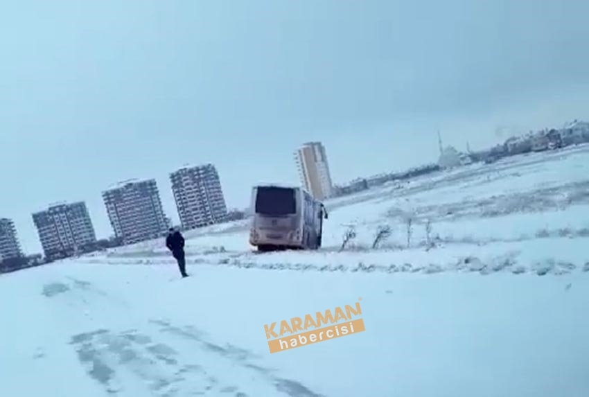 Karaman'da buzlanan yollarda trafik kazaları 2