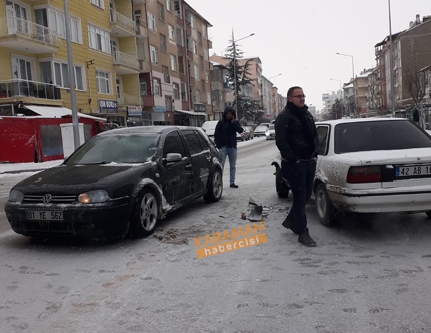 Karaman'da buzlanan yollarda trafik kazaları 4