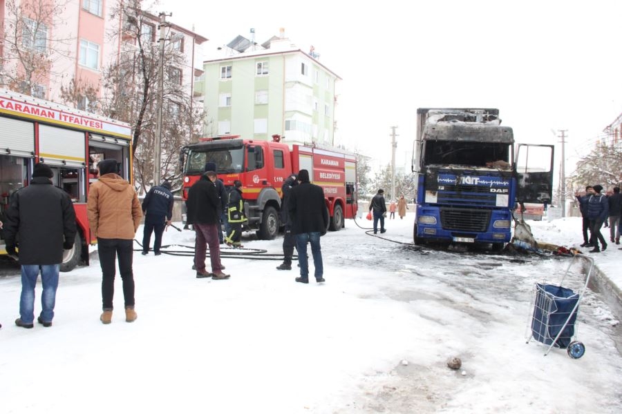 Karaman’da Park Halindeki Tır Alev Alev Yandı 6