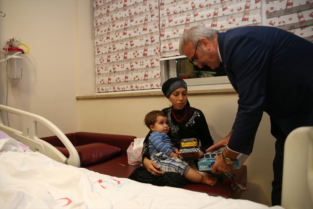 Antalya'da Şehit Oğlunun Adını Taşıyan Polis Merkezinden Emekli Oldu 10