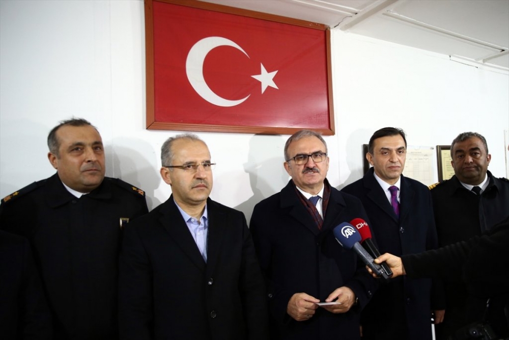 Antalya'da Şehit Oğlunun Adını Taşıyan Polis Merkezinden Emekli Oldu 9