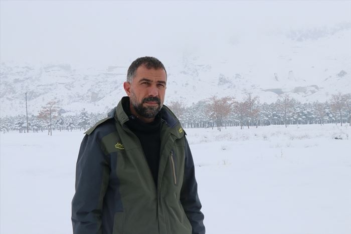 Hayvanlar İçin 15 Yıldır Doğaya Yem Bırakıyor 13