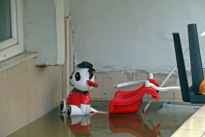 Evlerine Aniden Su Basınca Tsunami Sandılar 8