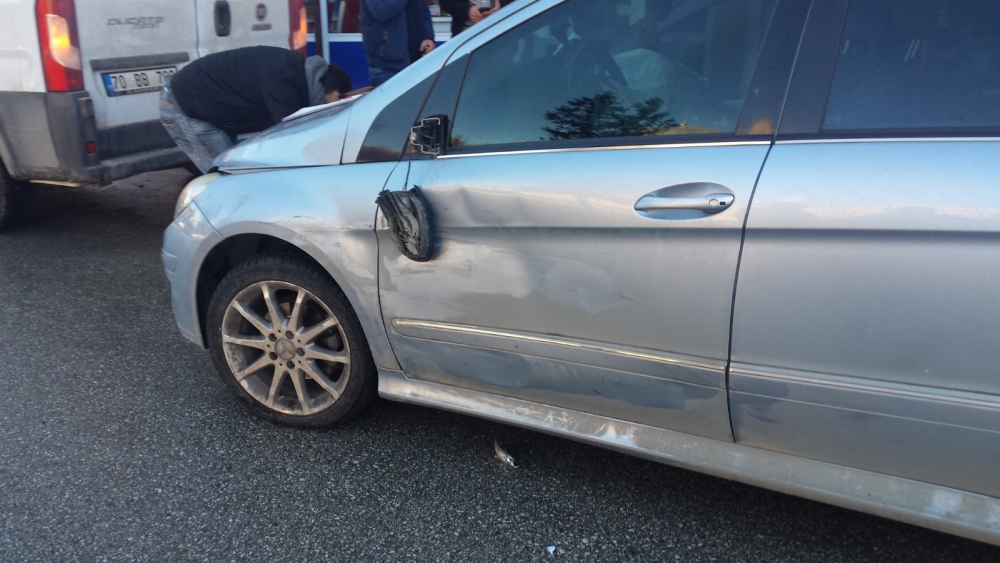 Karaman'da Yollar Buz Pistine Döndü 7