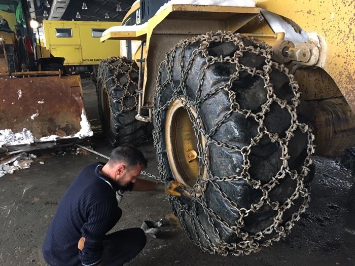 Karaman'da Kapanan Köy Yolları İçin Çalışmalar Sürüyor 4