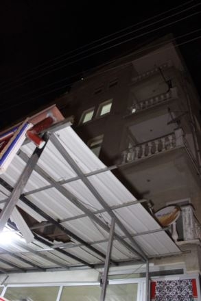 Karaman’da 14 Yaşındaki Kız Kedisi İçin Canından Oluyordu 1