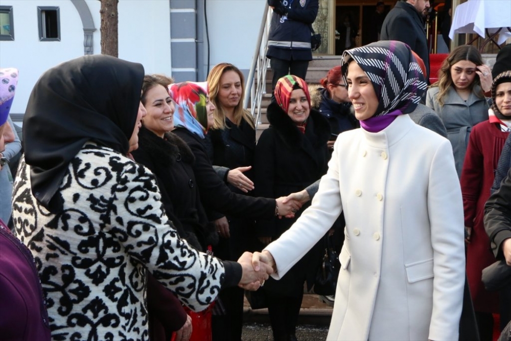 Kadem Aksaray Şubesi Açılışına Cumhurbaşkanının Kızı Sümeyye Erdoğan Bay 16