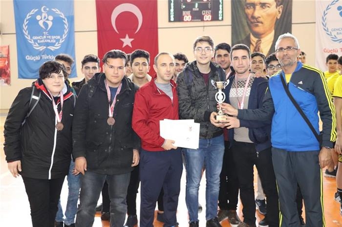 Gençlerde Hentbolun Şampiyonları Belli Oldu 14