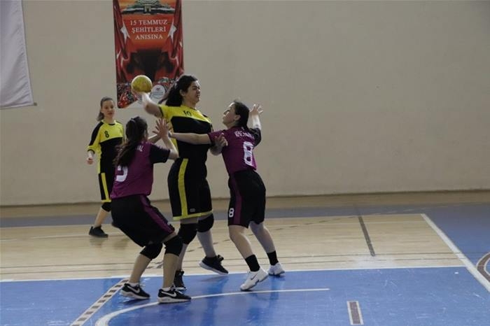 Gençlerde Hentbolun Şampiyonları Belli Oldu 19