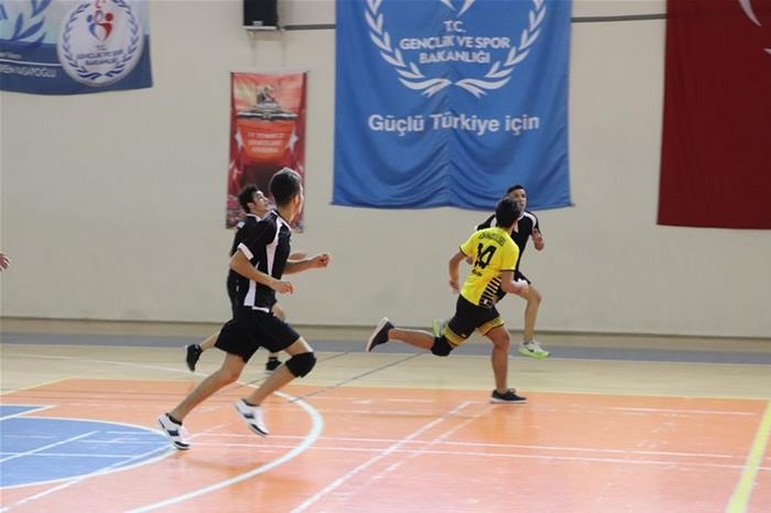 Gençlerde Hentbolun Şampiyonları Belli Oldu 8