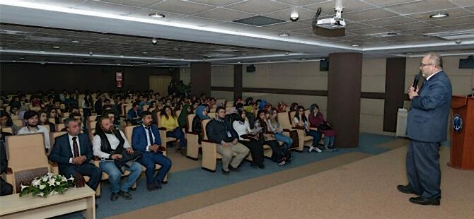 KMÜ'de ‘Muhsin Yazıcıoğlu’nu Anma Programı Düzenlendi 4