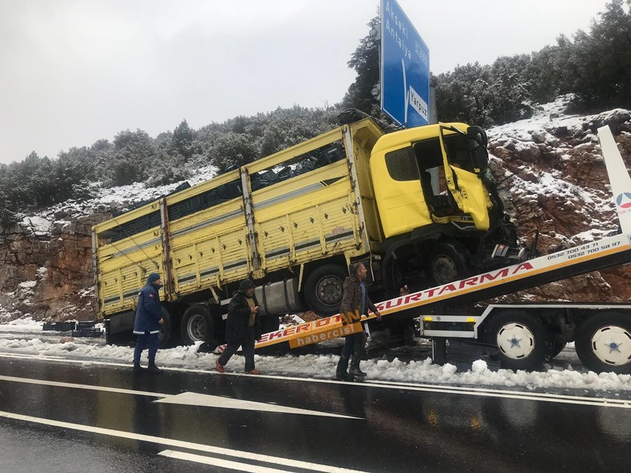 Antalya-Konya karayolunda karakış manzaraları 9