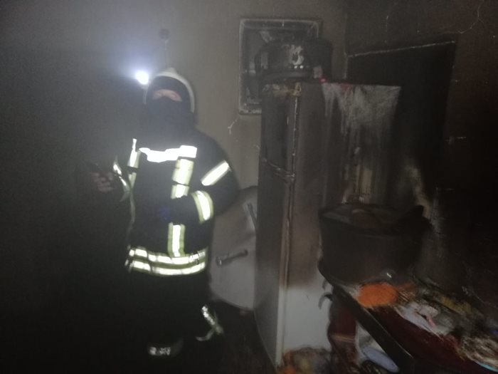 Karaman'da Elektrik Kablosu Mutfağı Kül Etti 5