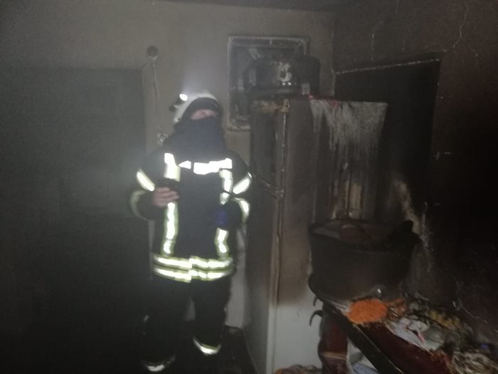 Karaman'da Elektrik Kablosu Mutfağı Kül Etti 6