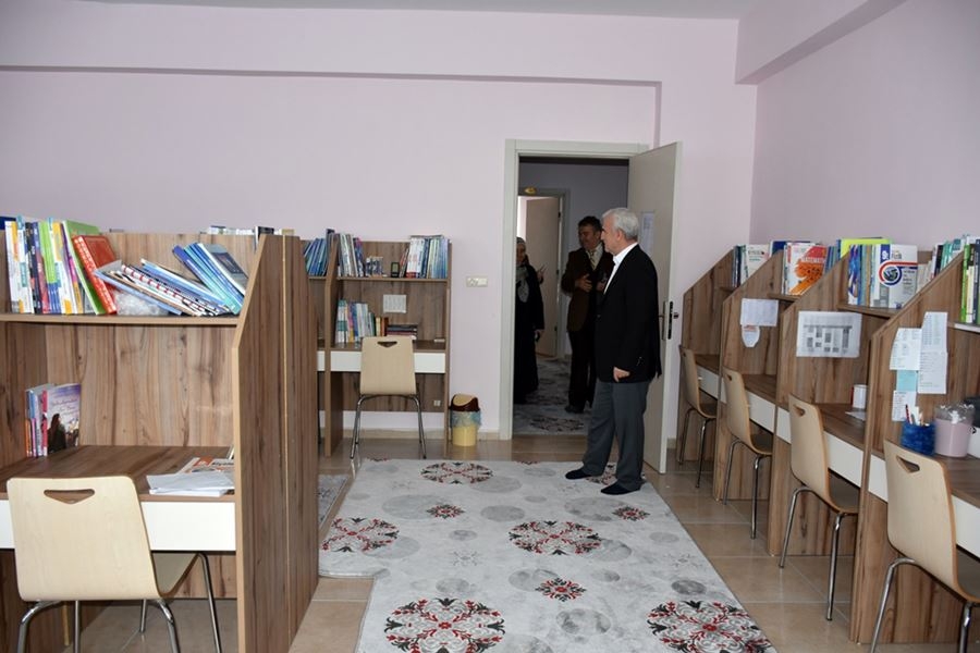 Karaman İl Milli Eğitim Müdürü Mevlüt Kuntoğlu Anadolu İmam Hatip Lisesi 7