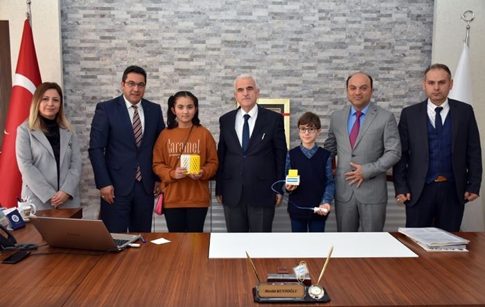 Karaman BİLSEM, Projelerini Kuntoğlu’na Anlattı 7