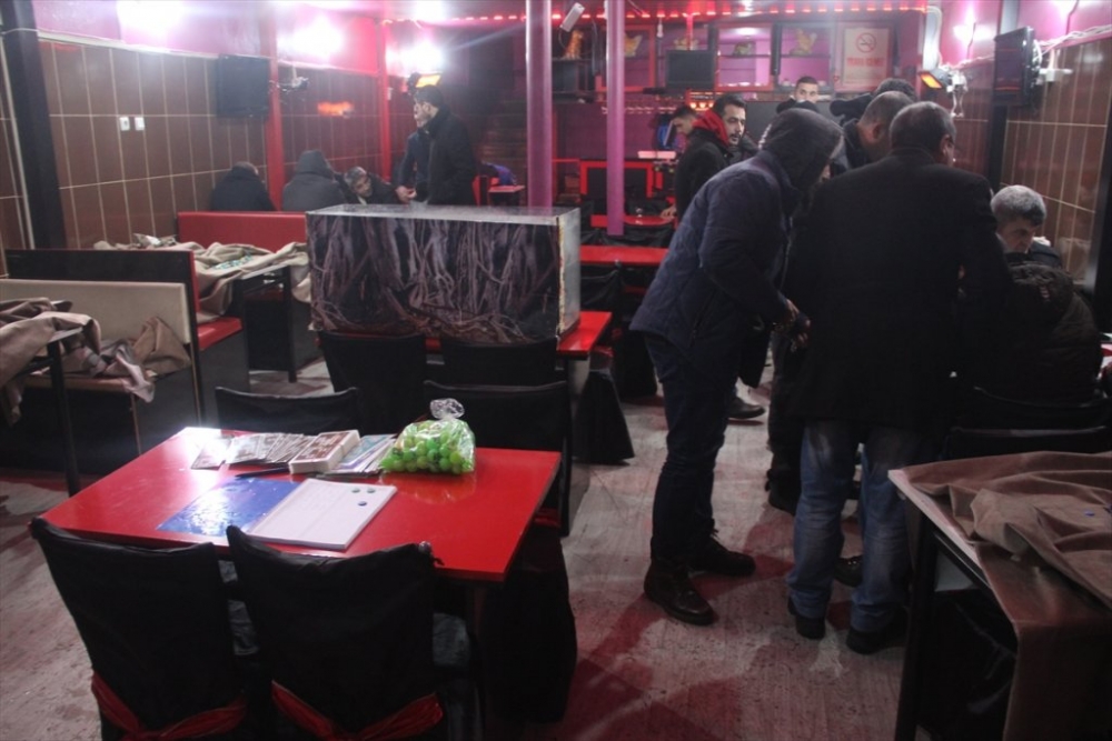 Konya'da İki İş Yerine Kumar Baskını 6