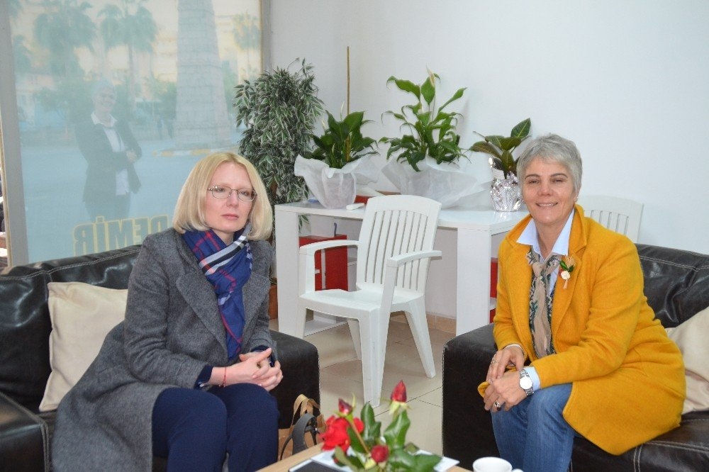 Antalya Belediye Başkan Adayı Rus Kadın Seçim Çalışmalarına Başladı 3