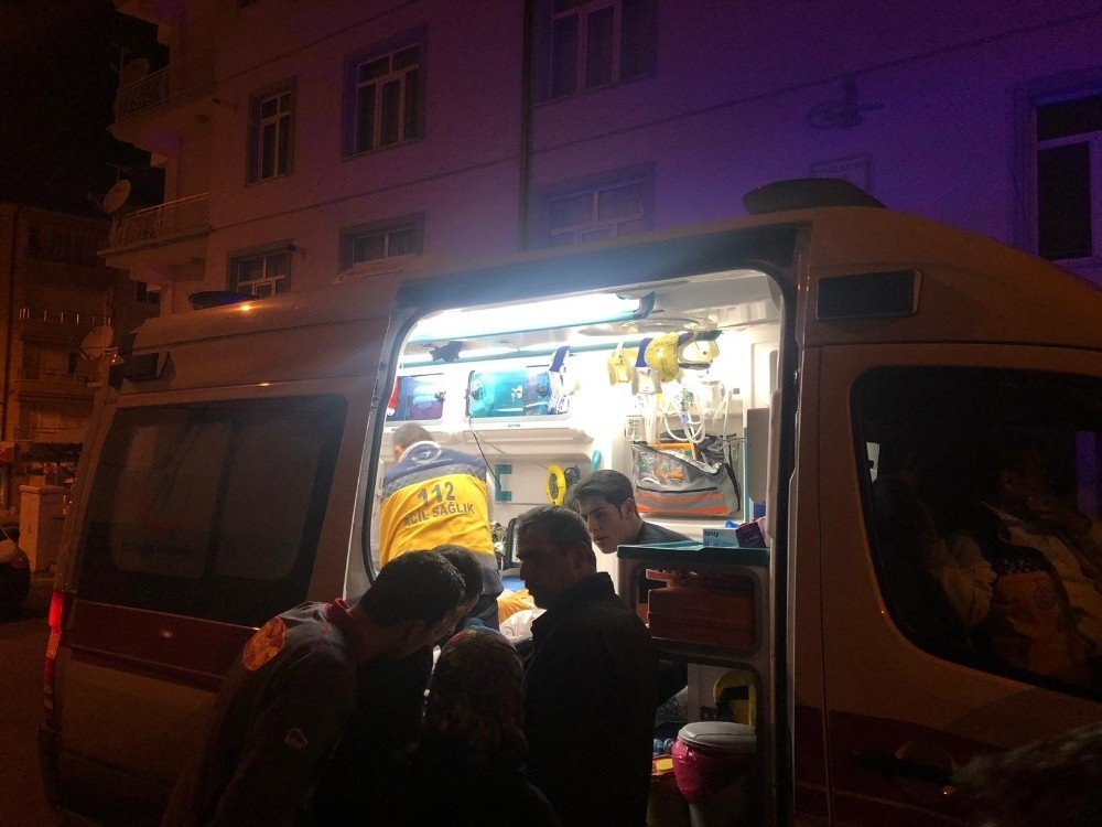 Karaman'da İki Komşu Arasında Çıkan Kavgada Bıçaklı Yaralama 4