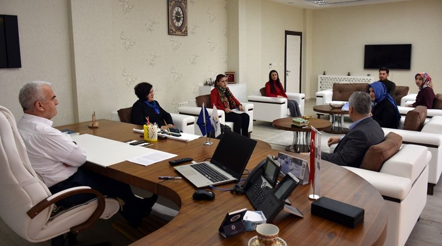 Ödül Kazanan 5 Öğretmen Karaman İl Milli Eğitim Müdürü Mevlüt Kuntoğlu'n 3