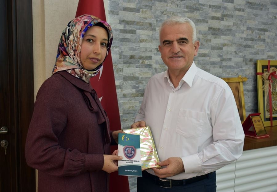 Ödül Kazanan 5 Öğretmen Karaman İl Milli Eğitim Müdürü Mevlüt Kuntoğlu'n 7