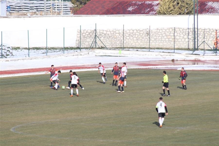 Karaman'da Genç Erkekler Futbol Grup Müsabakaları Heyecanı 11