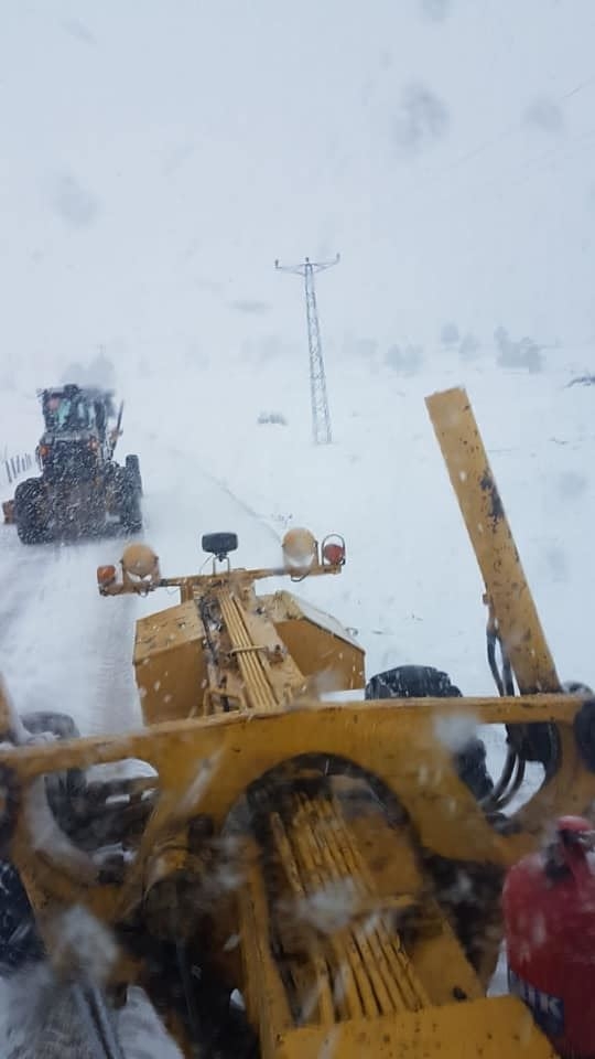 İl Özel İdaresi'nin 7/24 Kar Mesaisi 1