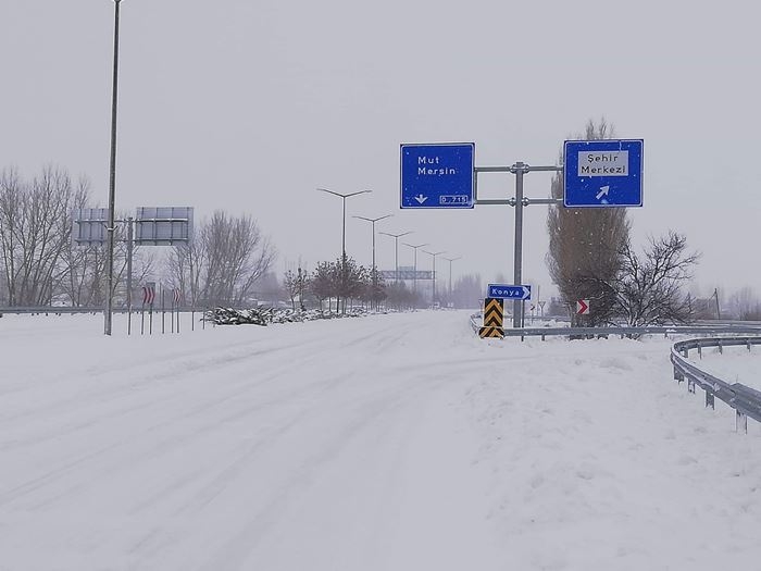 Karaman'da Kar Yağışı Ve Tip Hayatı Olumsuz Etkiliyor 6
