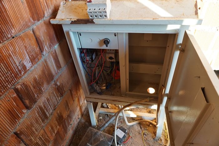 Antalya'da Kilitleri Kırıp Su Motorlarını Çaldılar 3