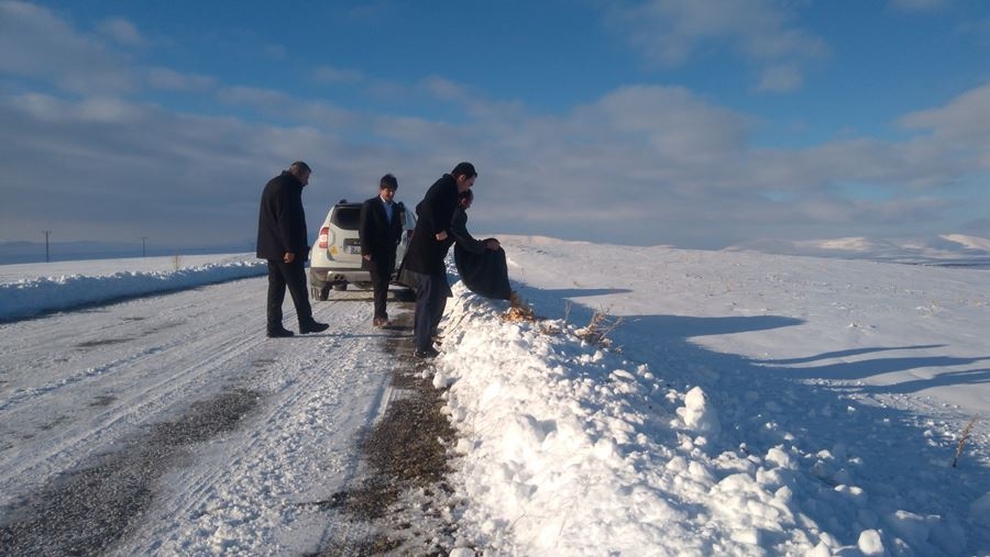 Ayrancı Kaymakamı Mehmet Göze'den Kar Çalışması 7