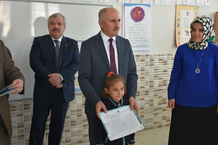 Karamanda 48 Bin Öğrenci Karne Aldı 19