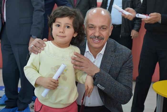 Karamanda 48 Bin Öğrenci Karne Aldı 9