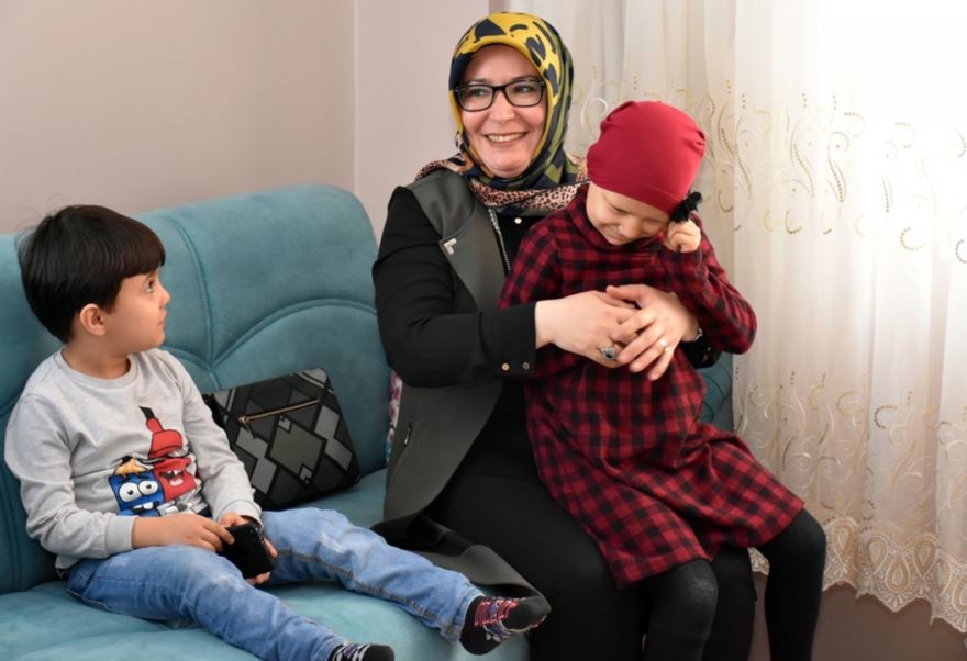 Evde Eğitim Gören Hatice Nur, Karne Gününde Yalnız Bırakılmadı 2