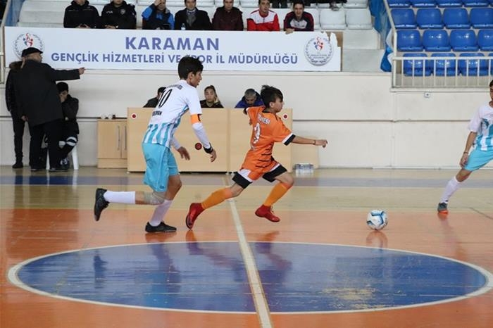 Karaman'da Okullar Arası Gençler Futsal Müsabakaları Sona Erdi 5