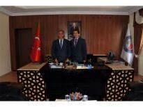 Vali Tapsız, Sarıveliler'de Büyük Bir Sevgi İle Karşılandı