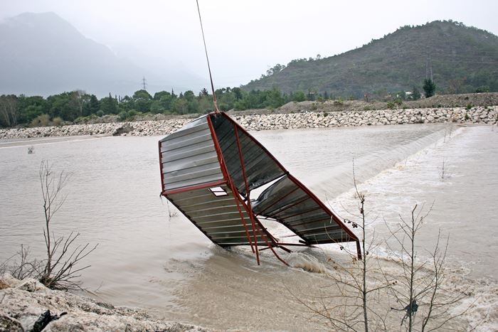 Buse’yi Arama Çalışmalarında Yeni Gelişme: Küpesi Ve Çantası Bulundu 9