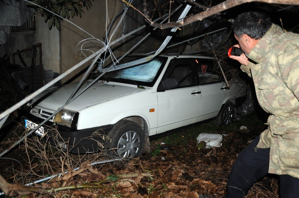 Mersin’de Hortum Seraları Yıktı Geçti 1