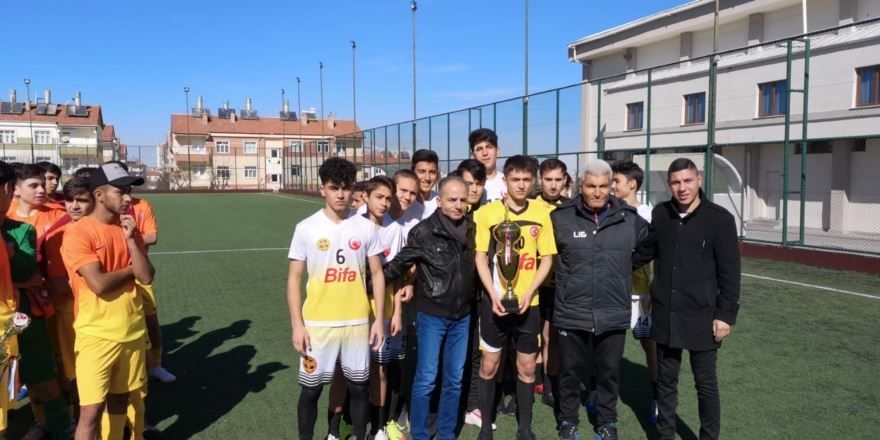 Karaman U17 Ligi 3 Takımın Katılımı İle Tamamlandı 11