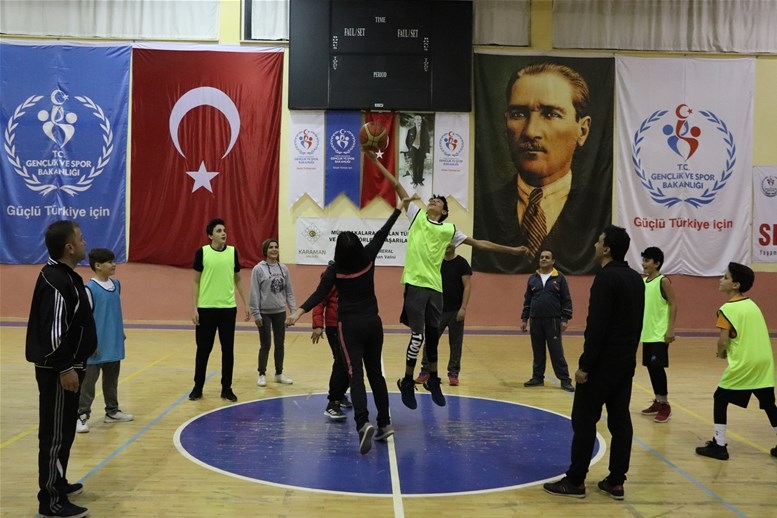 “Soğuk Zamanlarda Sıcak Salonlarımızda Spora" Projesi Karaman'da Yoğun İ 2