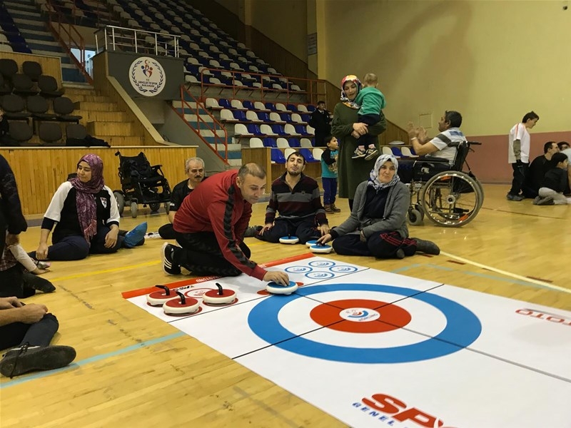 “Soğuk Zamanlarda Sıcak Salonlarımızda Spora" Projesi Karaman'da Yoğun İ 20