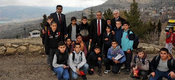 Vali Tapsız, Ermenek'te Şehit ve Gazi Ailesini Ziyaret Etti 12