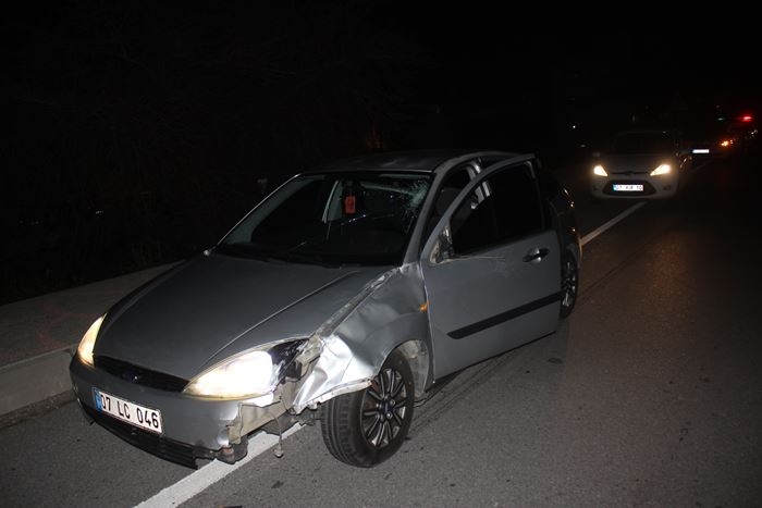 Antalya'da Üst Geçidin Altından Karşıya Geçmeye Çalışırken Öldü 6