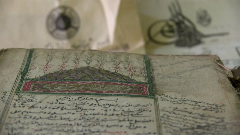 Konya'da Dedelerinden Kalan Sandıktan 400 Yıllık Tarih Çıktı 3