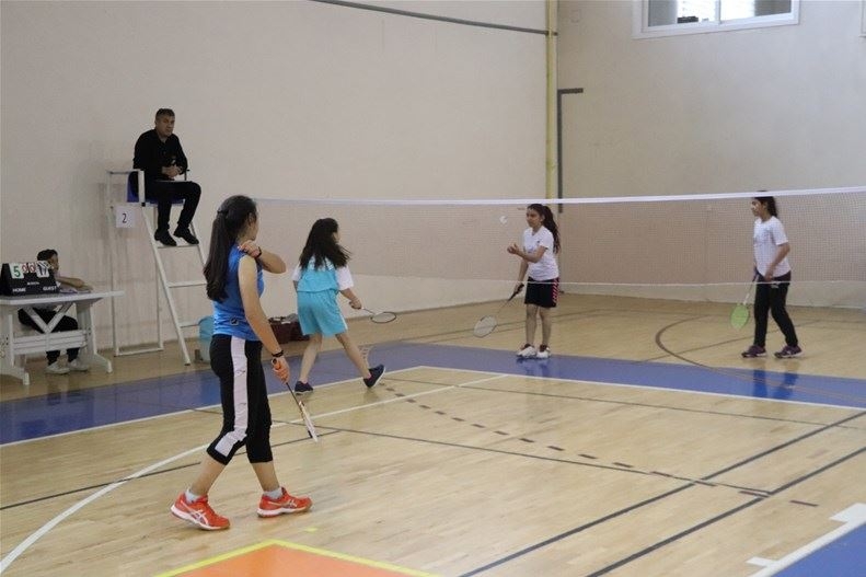 Analig Badmintonda Yarı Finale Çıkan Takımlar Belli Oldu 3