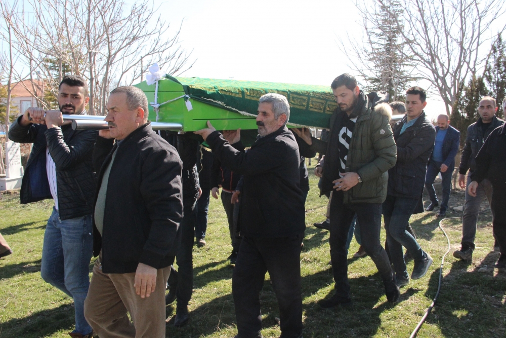 Karamanlı Eski Milli Futbolcunun Acı Günü 3