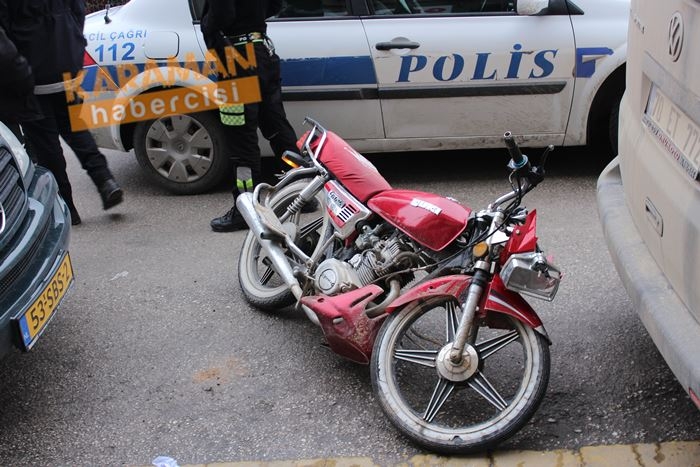 Karaman'da Motosiklet Yayaya Çarptı 12