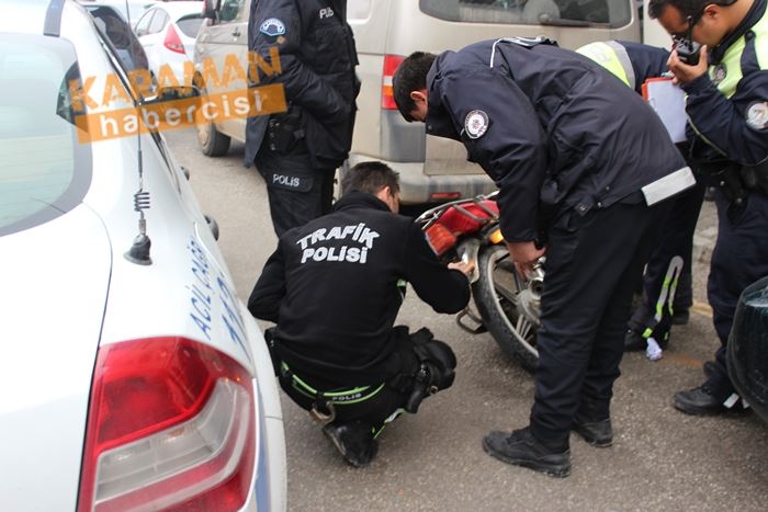 Karaman'da Motosiklet Yayaya Çarptı 5