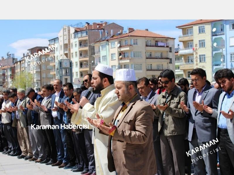 Karaman'da Suriye'de Ölenler İçin Gıyabi Cenaze Namazı 16