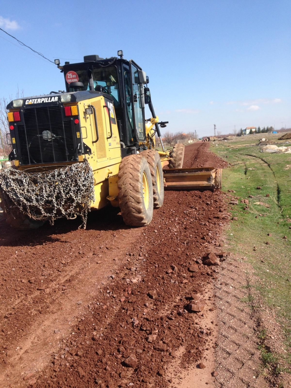 Karaman'da Yol Bakım ve Onarım Çalışmaları Devam Ediyor 1