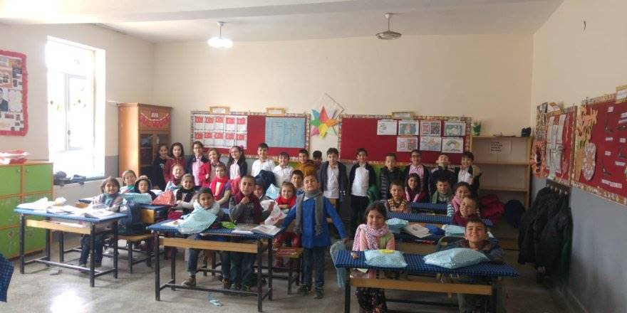 Karaman İsabet Okulu'ndan Gülkaya İlkokulu'na Anlamlı Ziyaret